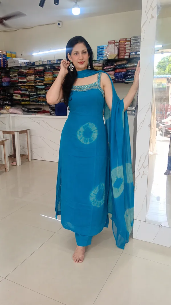 VARA_Teal_Elegance_Kurta_Set