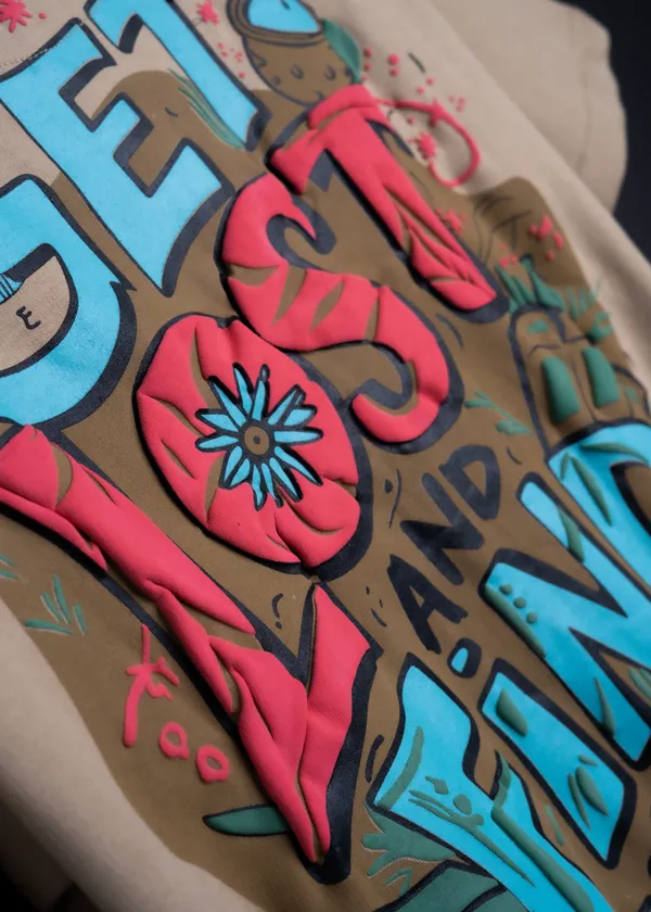 Graphic_Tee_For_Unisex