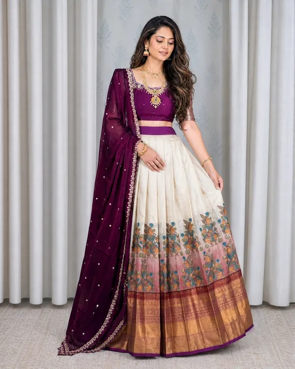 Ethnic_Lehenga_Choli_Set_for_Women_Traditional_Printed_Lehenga_Choli_Set