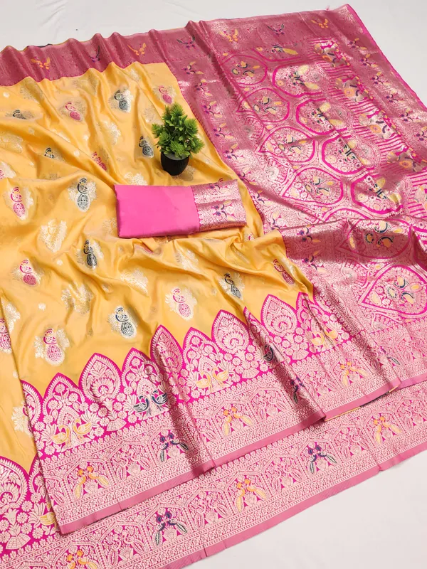 Gold_And_Pink_Banarasi_Silk_Saree_And_Unstitched_Blouse_For_Women