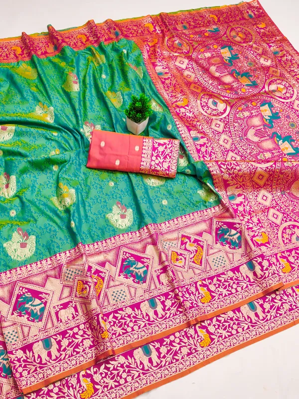 Green_Pink_Woven_Zari_Saree_for_Women
