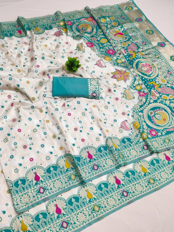 Rama_Banarasi_Silk_Saree_And_Unstitched_Blouse_For_Women
