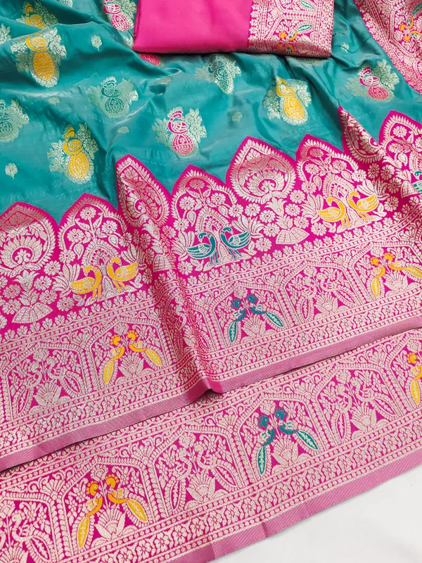 Rama_And_Rani_Banarasi_Silk_Saree_And_Unstitched_Blouse_For_Women