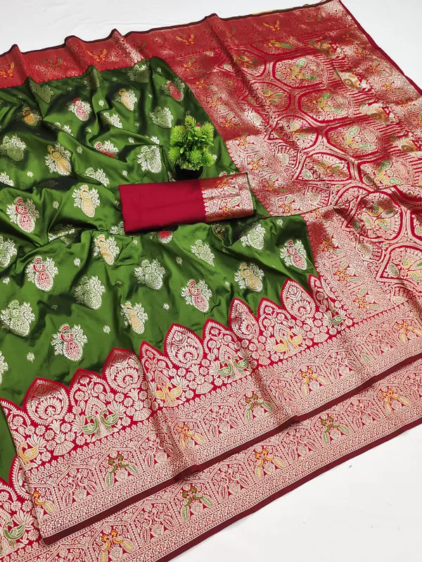 Mehendi_And_Red_Banarasi_Silk_Saree_And_Unstitched_Blouse_For_Women