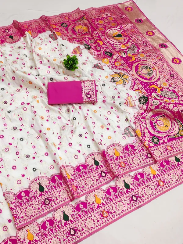 Rani_Banarasi_Silk_Saree_And_Unstitched_Blouse_For_Women