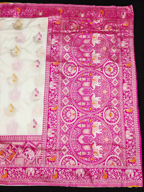 White_And_Pink_Traditional_Saree_for_Women