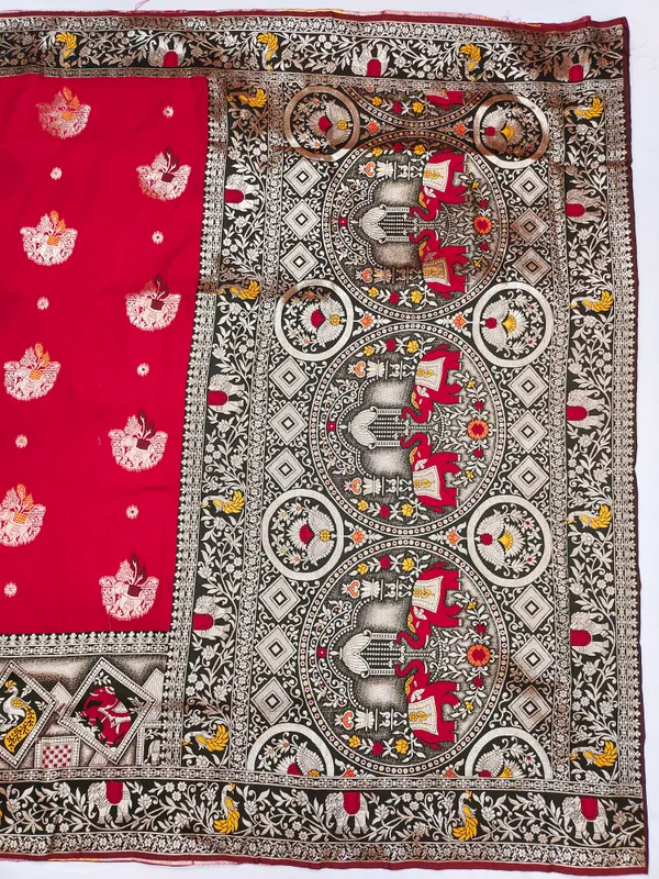 Red_Printed_Saree_for_Women