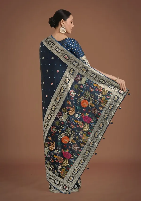Elegant_Dark_Morpich_Saree_with_Designer_Border