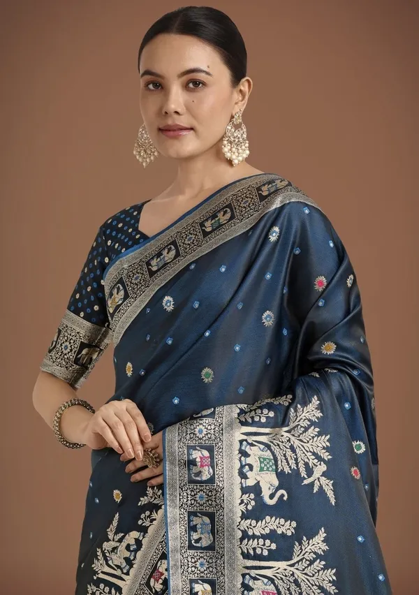 Elegant_Dark_Morpich_Saree_with_Designer_Border