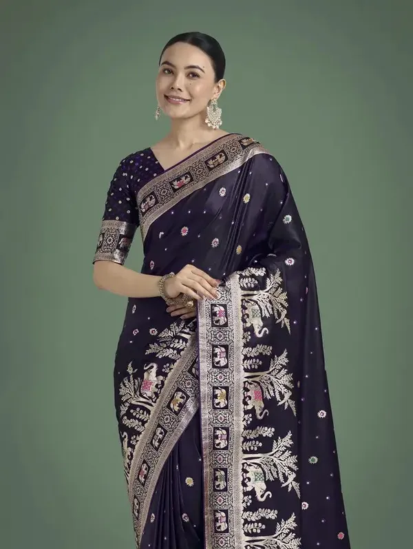 Elegant_Wine_Saree_with_Designer_Border