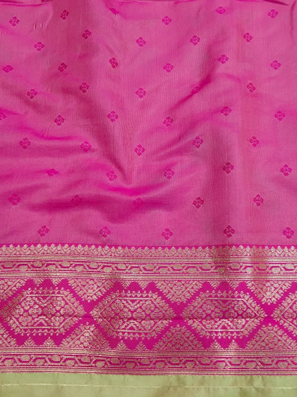 Green_Printed_Saree_for_Women