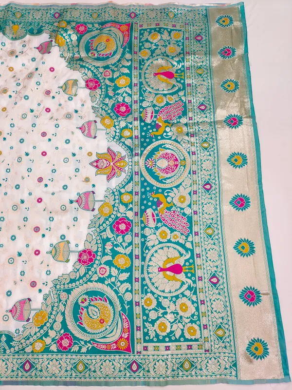 Rama_Banarasi_Silk_Saree_And_Unstitched_Blouse_For_Women