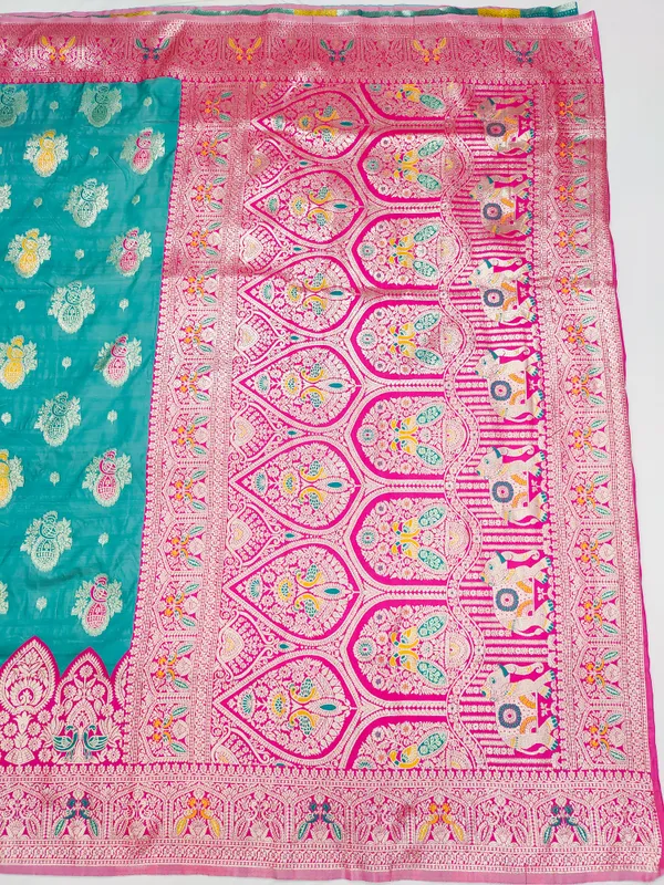 Rama_And_Rani_Banarasi_Silk_Saree_And_Unstitched_Blouse_For_Women