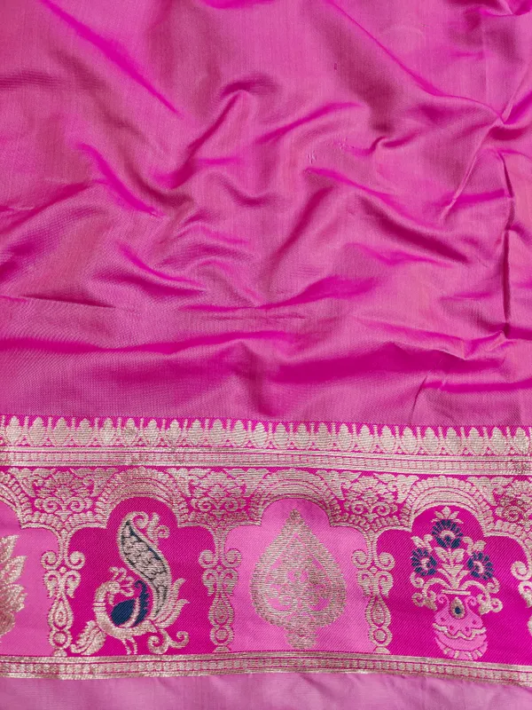 Deep_Pink_And_Pink_Banarasi_Silk_Saree_And_Unstitched_Blouse_For_Women