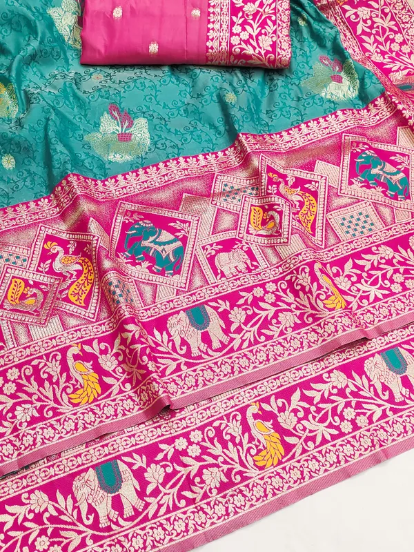 Turquoise_Pink_Patterned_Saree_With_Blouse_Piece_for_Women
