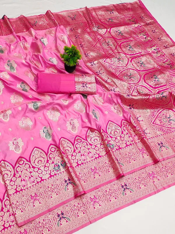 Deep_Pink_And_Pink_Banarasi_Silk_Saree_And_Unstitched_Blouse_For_Women