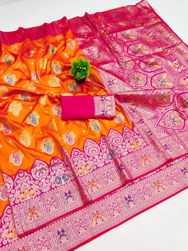 Rani_Banarasi_Silk_Saree_And_Unstitched_Blouse_For_Women