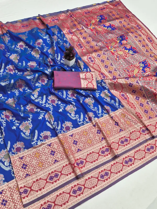 Blue_Printed_Saree_for_Women