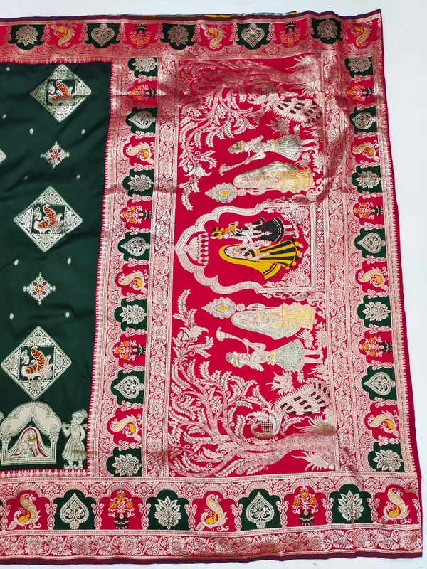 Green_And_Red_Banarasi_Silk_Saree_And_Unstitched_Blouse_For_Women