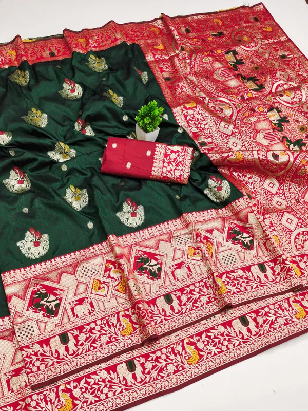 Green_Brocade_Saree_With_Red_Border_for_Women