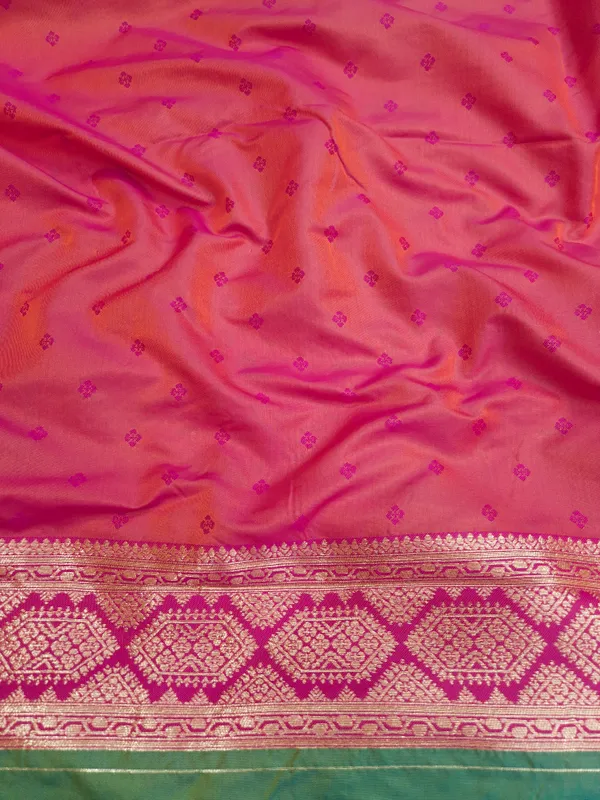 Green_Woven_Saree_for_Women