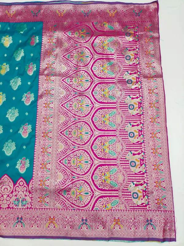 Rama_And_Rani_Banarasi_Silk_Saree_And_Unstitched_Blouse_For_Women