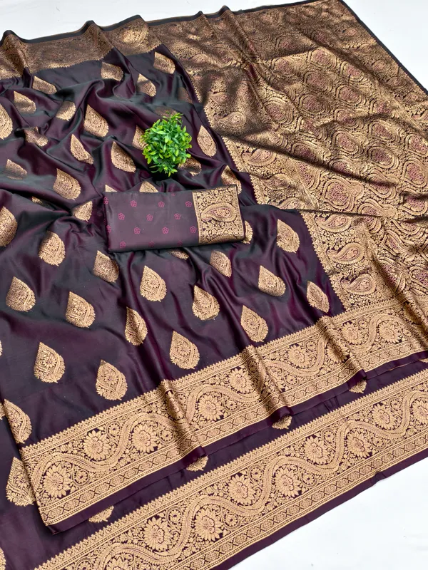 Royal_Wine_Banarasi_Silk_Saree_with_Rich_Gold_Zari_Weaving