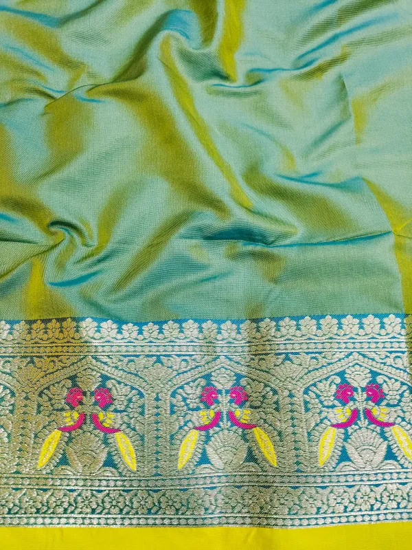 Yellow_And_Green_Banarasi_Silk_Saree_And_Unstitched_Blouse_For_Women