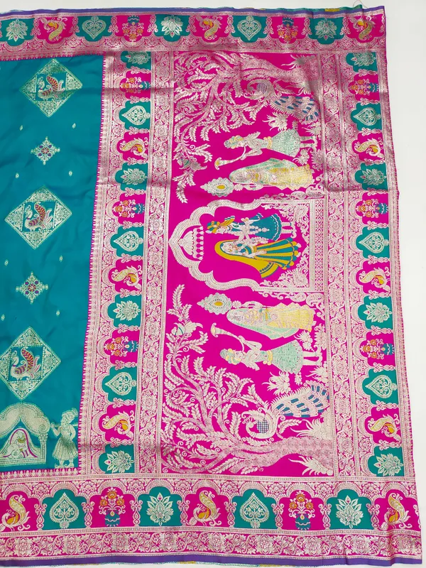 Rama_And_Pink_Banarasi_Silk_Saree_And_Unstitched_Blouse_For_Women