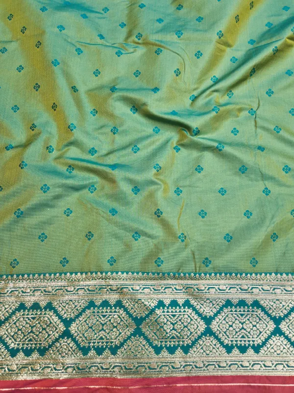 Pink_Floral_Woven_Saree_for_Women