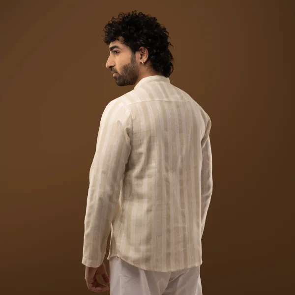 Ivory_Cotton_Linen_Striped_Mandarin_Collar_Short_Kurta_For_Men