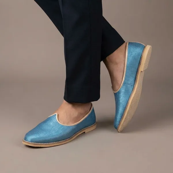 Sky_Blue_Leather_Textured_Handcrafted_Jutti_For_Men