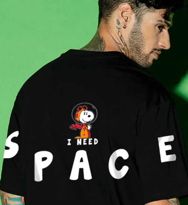 Black_Cotton_Regular_Fit_Astronaut_Graphic_T-Shirt_For_Unisex