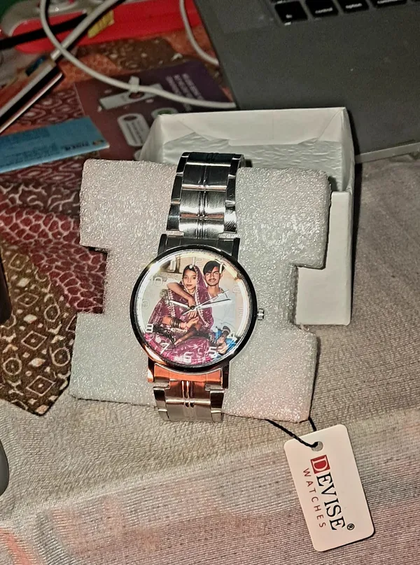Silver_Stainless_Steel_Customizable_Analog_Watch_For_Unisex