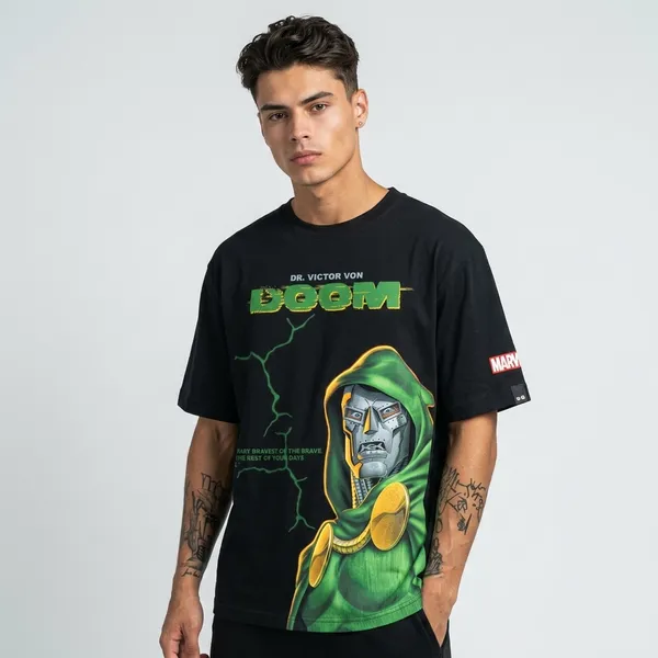 Black_Cotton_Regular_Fit_Dr_Doom_Marvel_Graphic_T-Shirt_For_Unisex