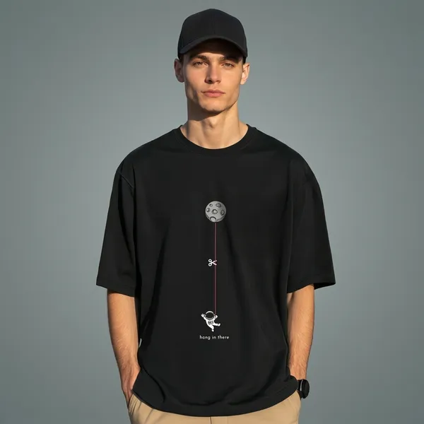 Black_Cotton_Oversized_Astronaut_Graphic_T-Shirt_For_Unisex