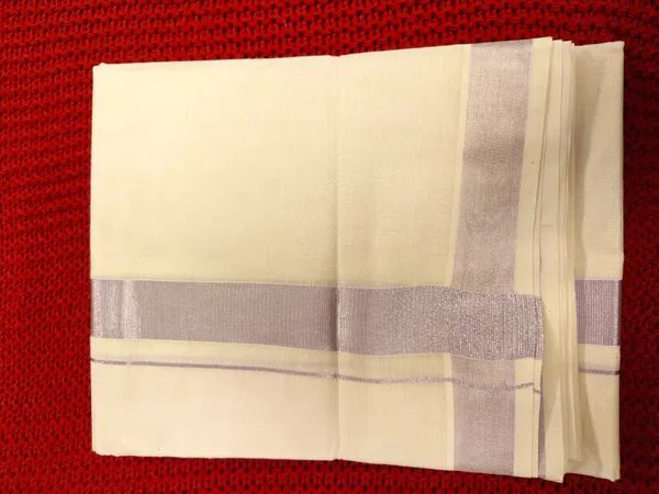 Men'S_White_with_Silver_Border_Mundu_/_Otta_Mundu_/_Lungi_(South_Indian_Kerala_Dhoti)