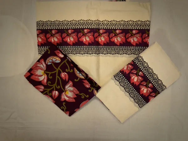 Cotton_Single_Set_Mundu_(Mundum_Neriyathum)_with_Block_Prints_for_Women_With_Blouse