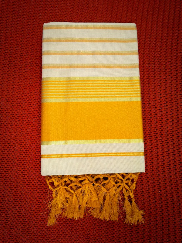 Kasavu_Saree_Cream_And_Golden_Border_Zari_-_Tissue_Silk_