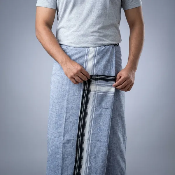 Men'S_Light_Blue_Printed_Single_Mundu_/_Otta_Mundu_/_Lungi_(South_Indian_Kerala_Dhoti)