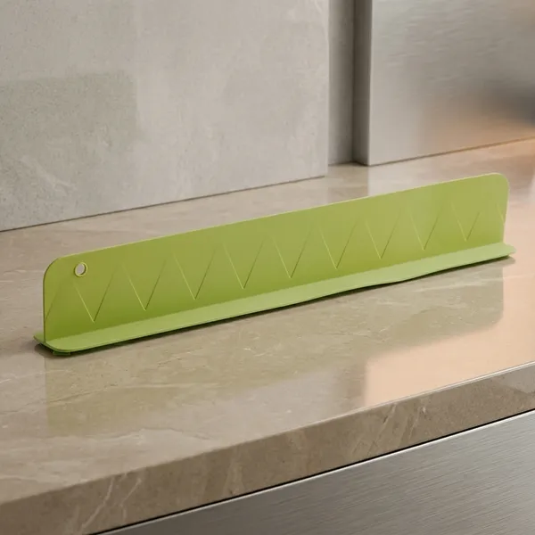 Silicone_Kitchen_Sink_Countertop_Water_Splash_Guard_Protector