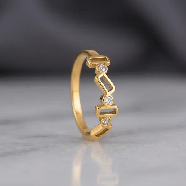 Gold_Plated_Crystal_Studded_Ring_For_Women