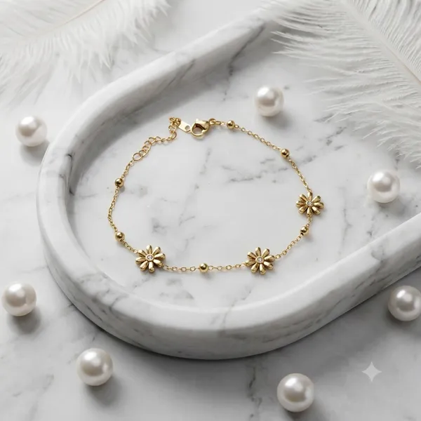 Gold_Plated_Floral_Charm_Chain_Bracelet