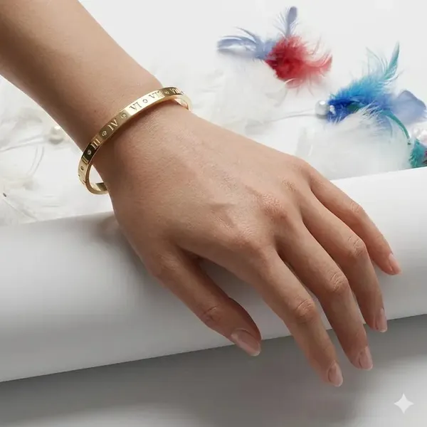 Gold_Tone_Roman_Numeral_Engraved_Bangle_Bracelet_For_Women