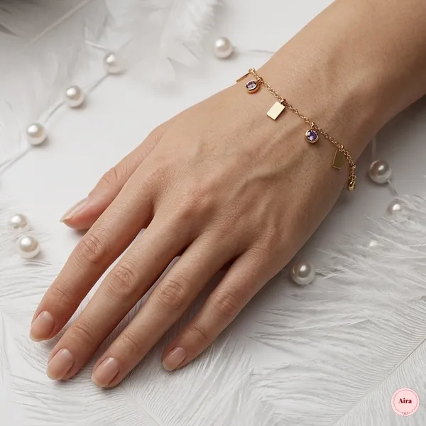 Rose_Gold_Charm_Bracelet_With_Multiple_Charms