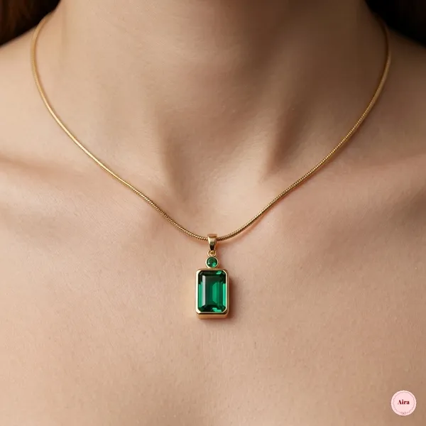 Gold_Tone_Emerald_Green_Stone_Rectangular_Pendant_Necklace