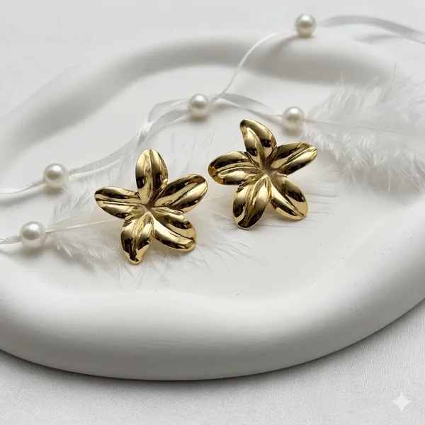 Golden_Floral_Stud_Earrings_For_Women
