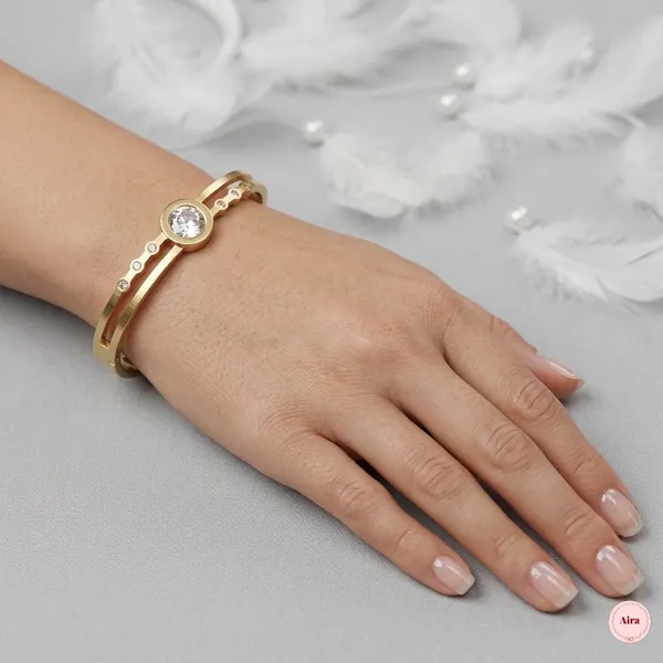 Gold_Plated_Crystal_Studded_Layered_Bracelet_For_Women