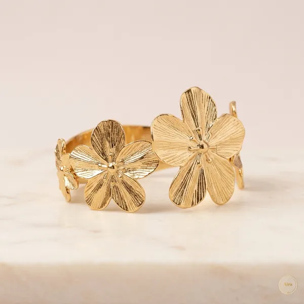 Gold_Floral_Cuff_Bracelet_For_Women