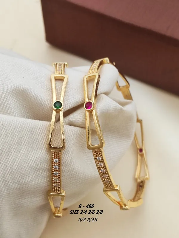 Geometric_Stone_Embellished_Bracelet_Bangles_For_Women
